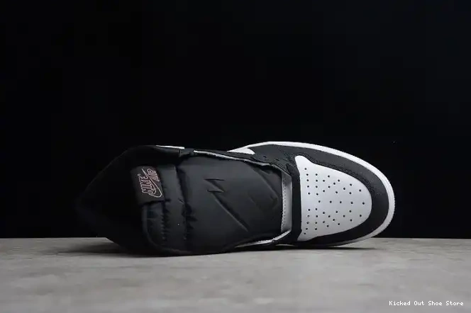 Kicked Out Shoe Store 1 High Stage OG Jordan 555088-108 Haze Air 0617